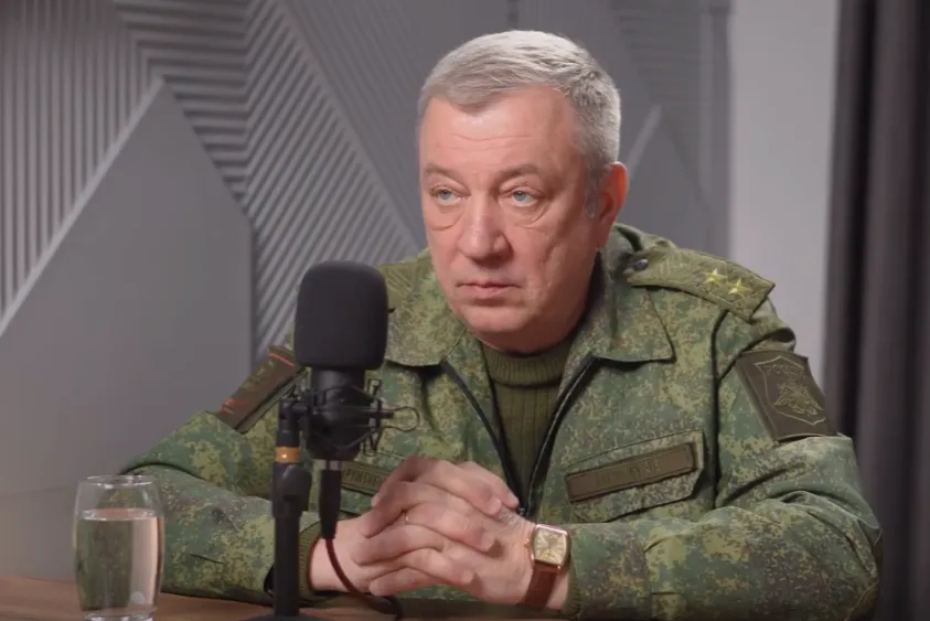 «Снести с земли Зеленского и окружение»: Гурулев назвал ответ России на угрозу Киева для гражданских самолетов