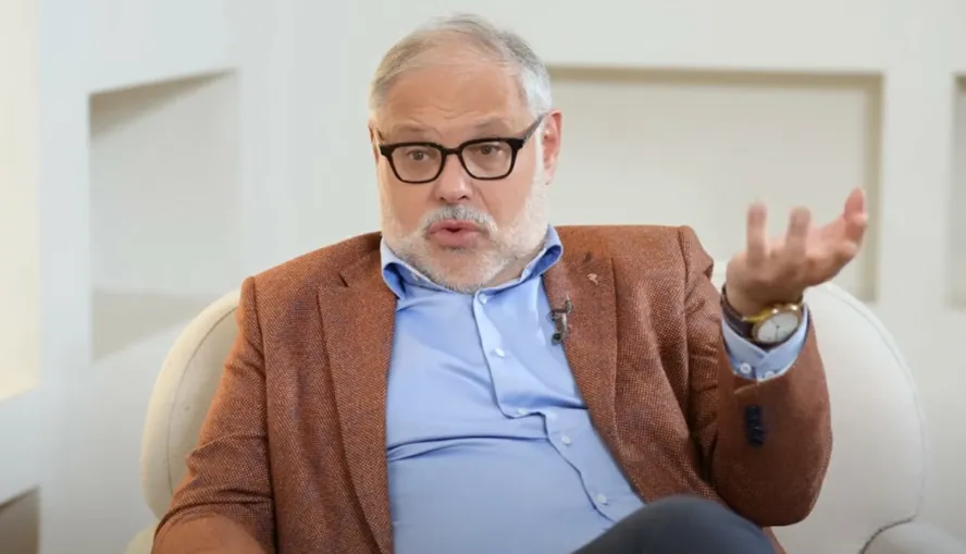 Хазин: российская эстрада — это секта соросят. Патриотов они не пускают - кто за этим стоит